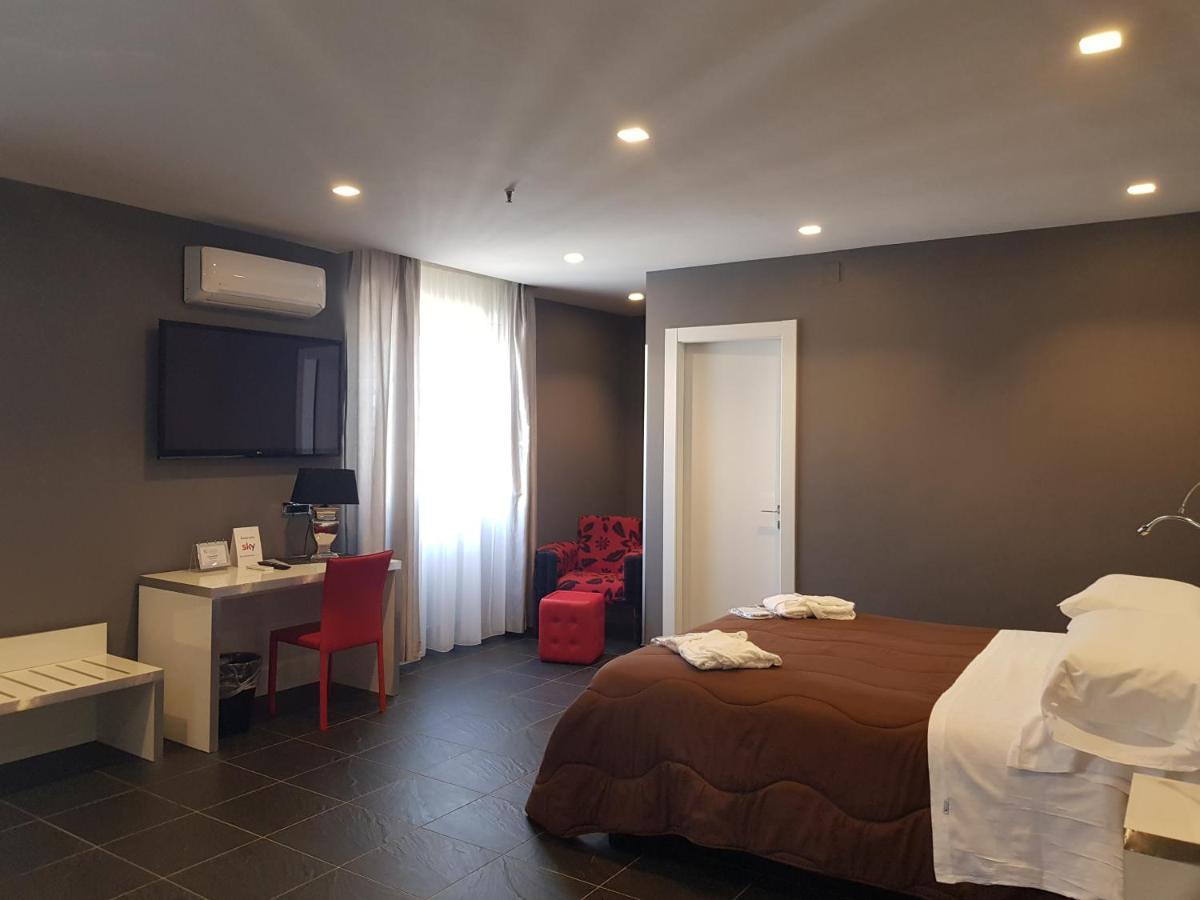 Hotel Europa Art Caserta Esterno foto
